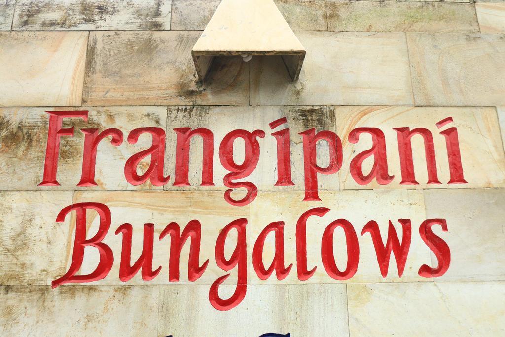 Frangipani Bungalow Ubud Extérieur photo
